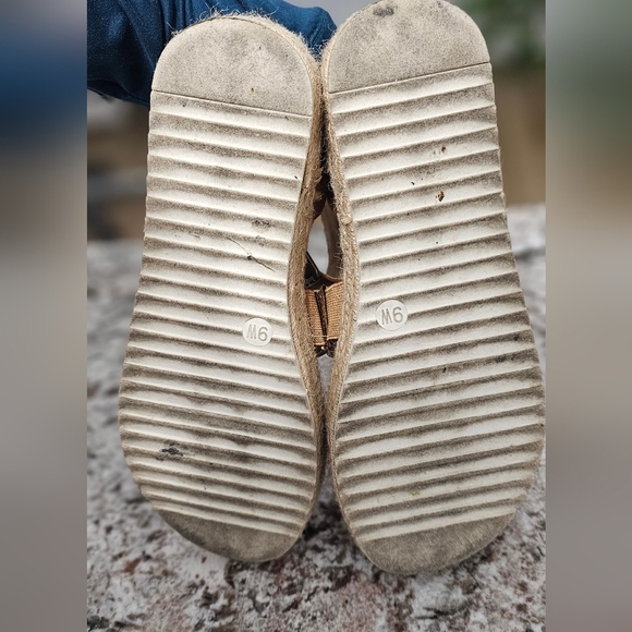 Universal Thread Size 9W - Picture 3 of 4